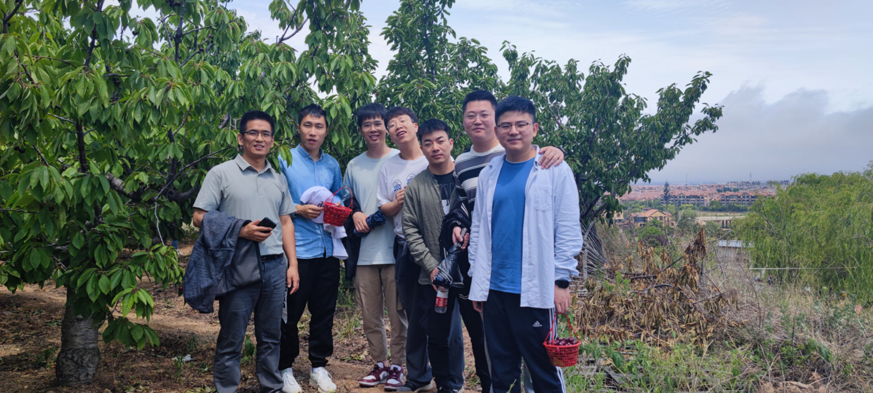 2023夏，摘樱桃活动